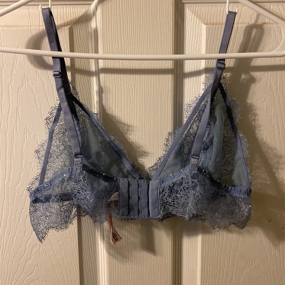 Lacy bralette - Picture 2 of 3
